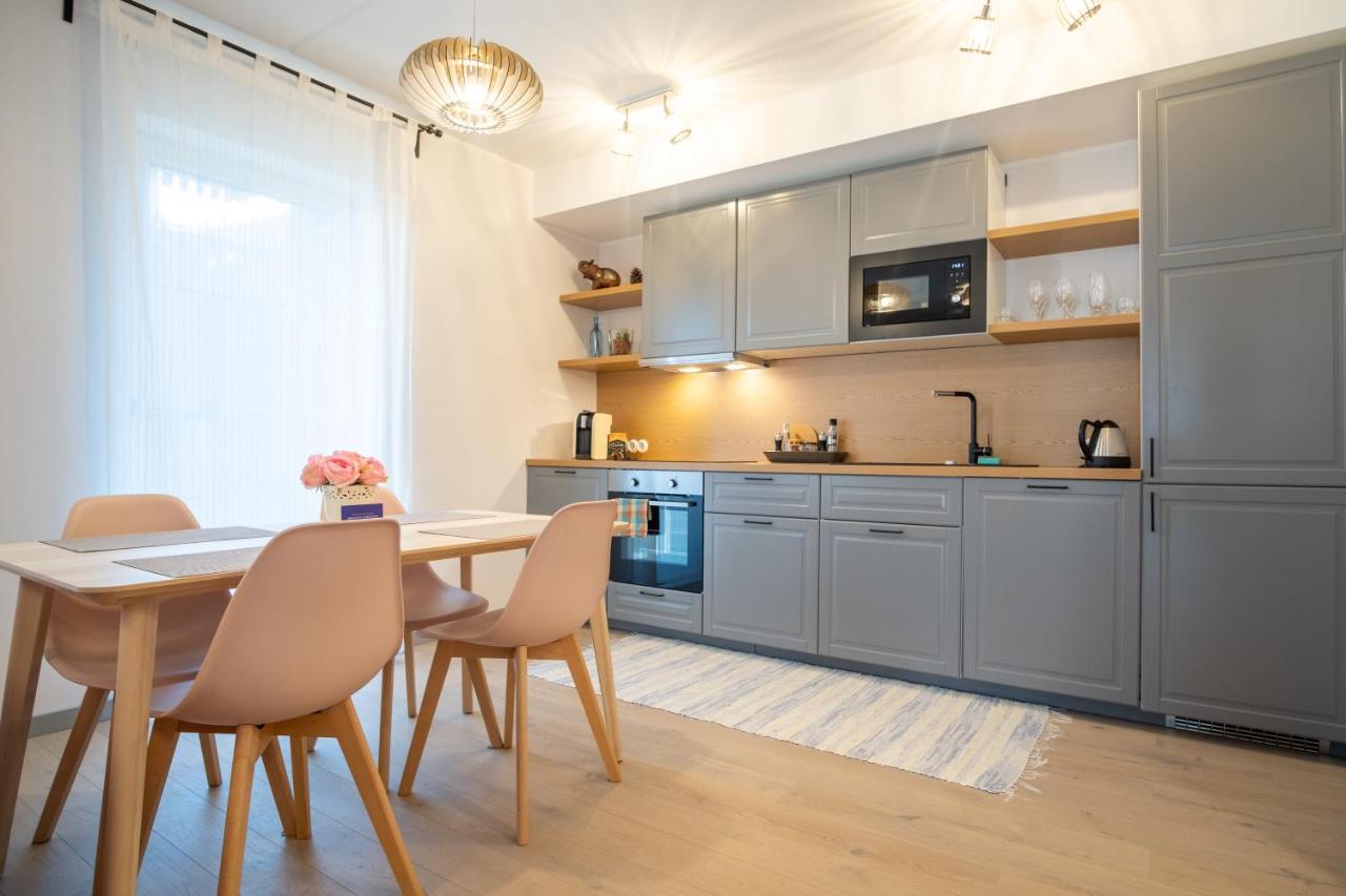 Dream Stay - Brand New Apartment With Balcony & Free Parking Tallinn Buitenkant foto